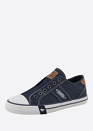 Mustang tennised Winona