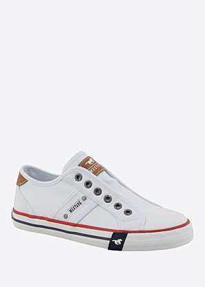 Mustang tennised Winona