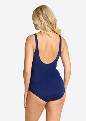 Damella trikoo Julia