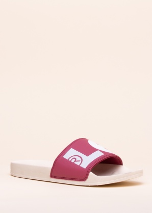 Levi's basseiniplätud June