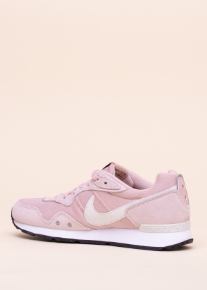 Nike vabaajajalatsid Venture Runner