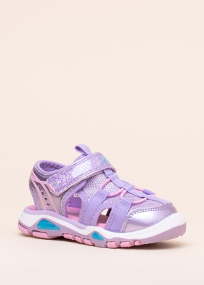 Leaf vilkuvad sandaalid Halmby