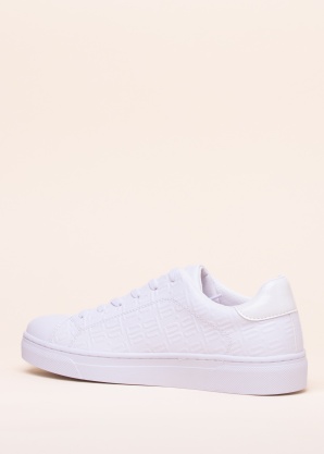 Bagatt tennised Elea