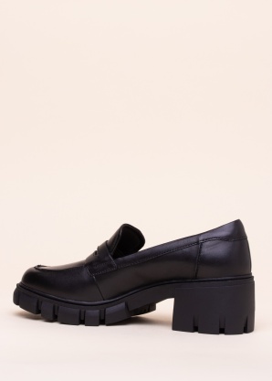 Лоферы Tamaris