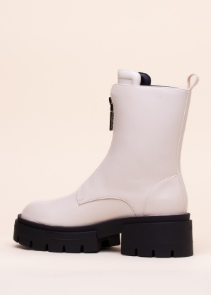 Полусапоги Leila Guess