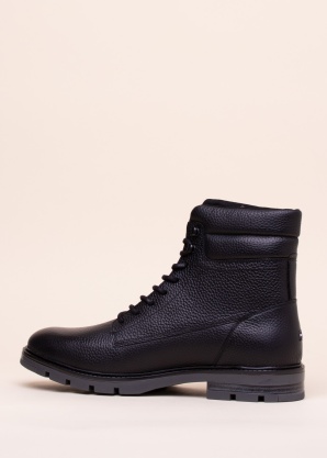 Tommy Hilfiger poolsaapad