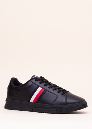 Tommy Hilfiger tennised