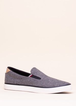 Tommy Hilfiger tennised