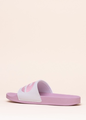 Levi's basseiniplätud June