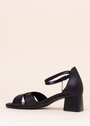 Босоножки Remonte