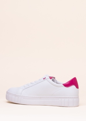 Marco Tozzi tennised