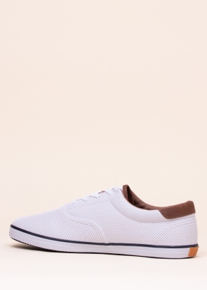 Bugatti tennised Alfaro