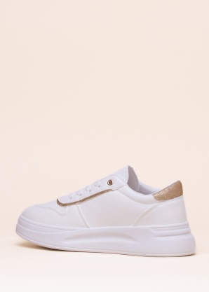 Кроссовки Best Buy