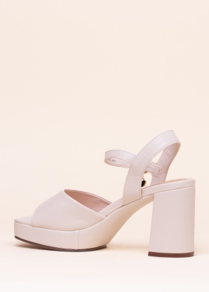 Mexx lahtised kingad Lou