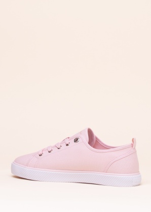 Tommy Hilfiger tennised