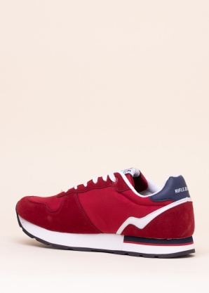 Rifle vabaajajalatsid Sonny