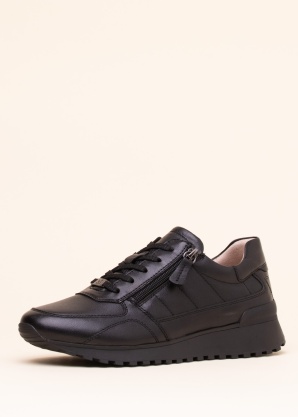 Кроссовки Caprice