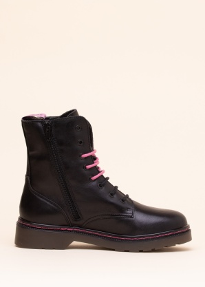 Musse & Cloud poolsaapad Efanyst