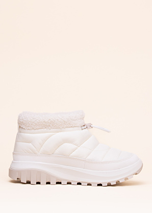 Зимние сапоги Snowtrot Columbia