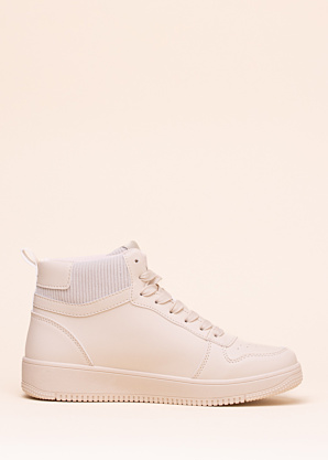 Leomil tennised Mickey