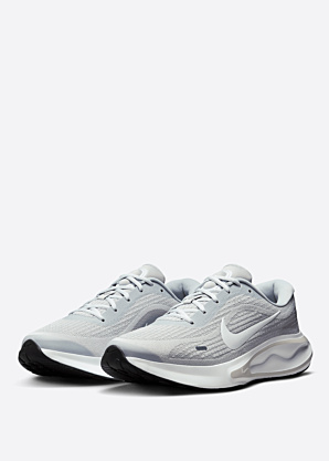 Беговые кроссовки Journey Run Nike