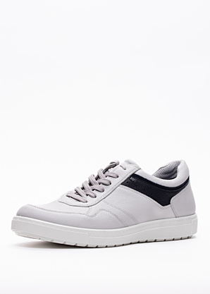 Jomos vabaajajalatsid