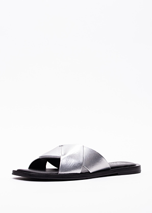 Босоножки Bullboxer