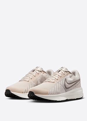 Беговые кроссовки Run Defy Nike