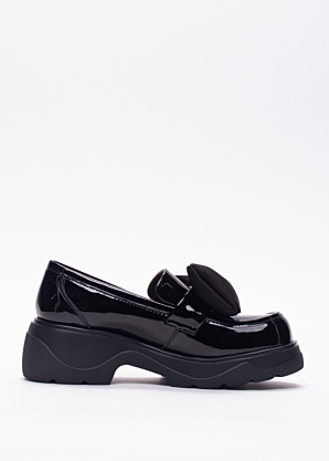 Loretta Vitale kingad