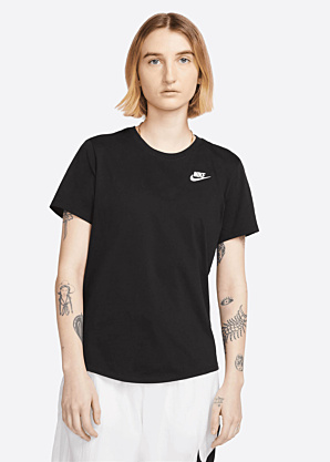 Nike T-särk Club