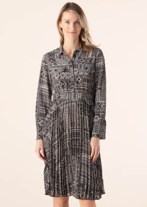 Molly Bracken särkkleit