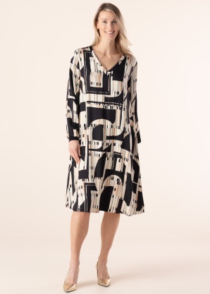 Платье Bugatti