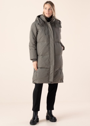 Talve Пуховое пальто Momo Ivo Nikkolo