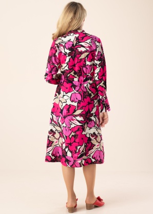 b.young kleit Janina