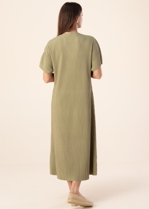 b.young kleit Trissa