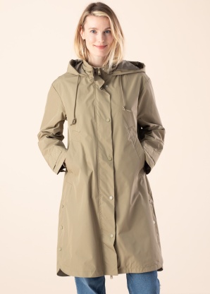 Only kevad-sügismantel Augusta