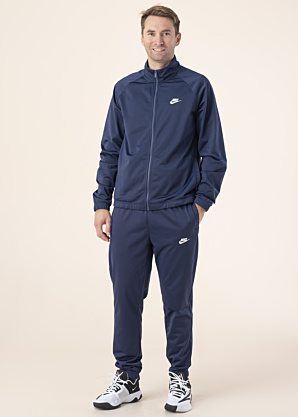 Спортивный комплект Nike