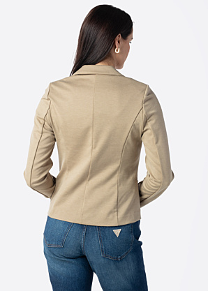 b.young pintsak Rizetta