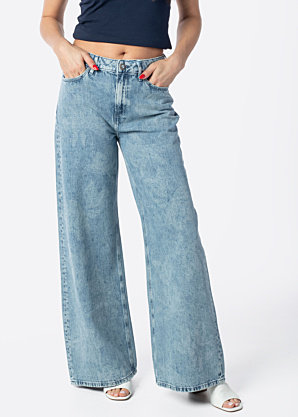 Джинсы Bellflower Guess