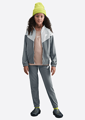 Nike dressid