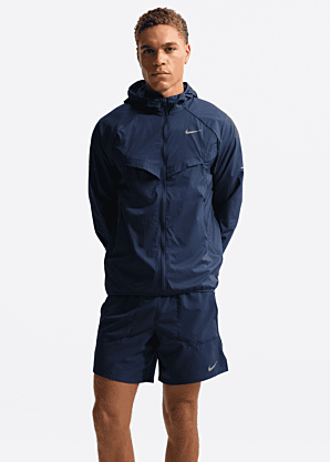 Спортивная куртка Stride Nike