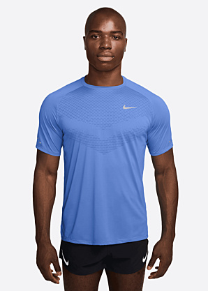 Nike T-särk Stride