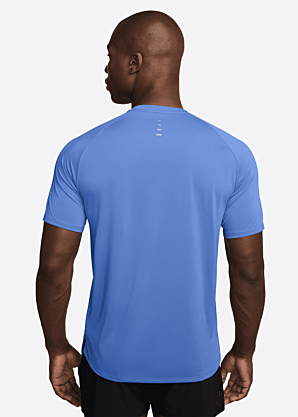 Nike T-särk Stride