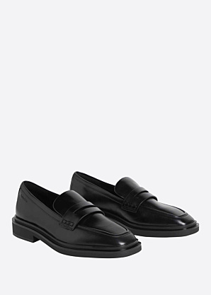 Calvin Klein loaferid