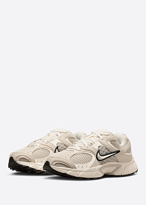 Nike vabaajajalatsid V5 Rnr Suede