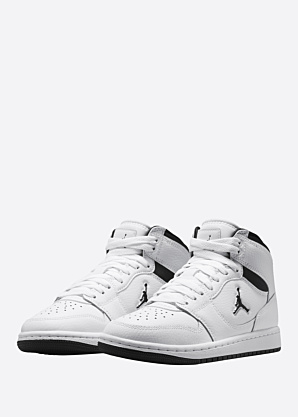 Jordan tennised Court Connect Mid Bg