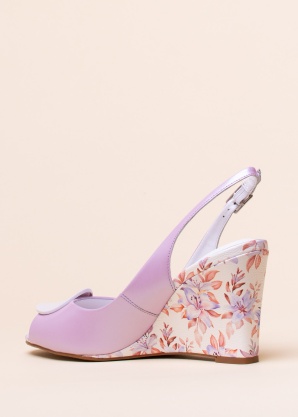 Loretta Vitale kingad