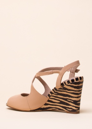 Loretta Vitale kingad