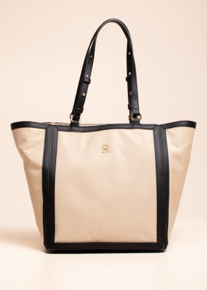 Tommy Hilfiger käekott Essential