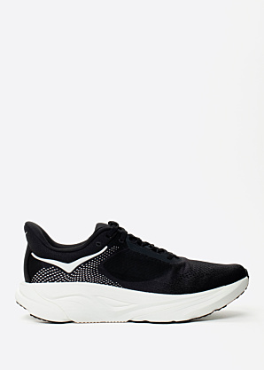 Беговые кроссовки Arahi 9 Wide Hoka